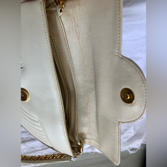 Vintage Pantera White Leather Semi Circle Purse with Leather & Gold Chain Strap - Picture 10 of 14